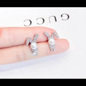 Gorgeous bunny earrings with swarovski elements and pearls
